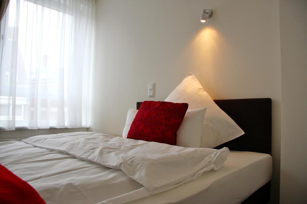 Hotel Gemini Dusseldorf Room photo